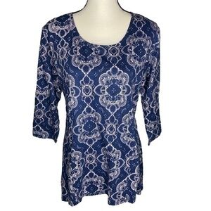 Salon Studio Top Dark Blue and White Print Hi Lo Three Quarter Sleeve Cotton